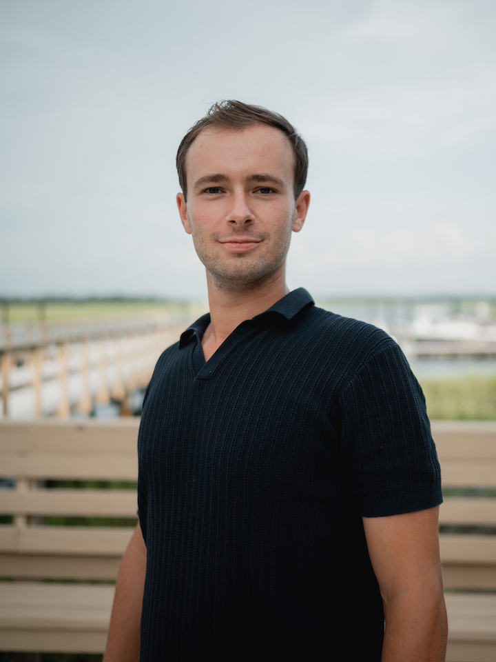 Alex, founder of Rosano Web